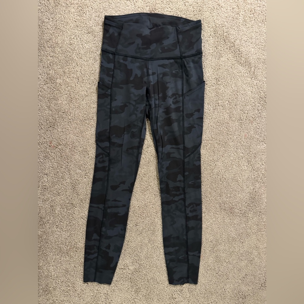 Lululemon Fast and Free Camo Tights Non-Reflective 28”